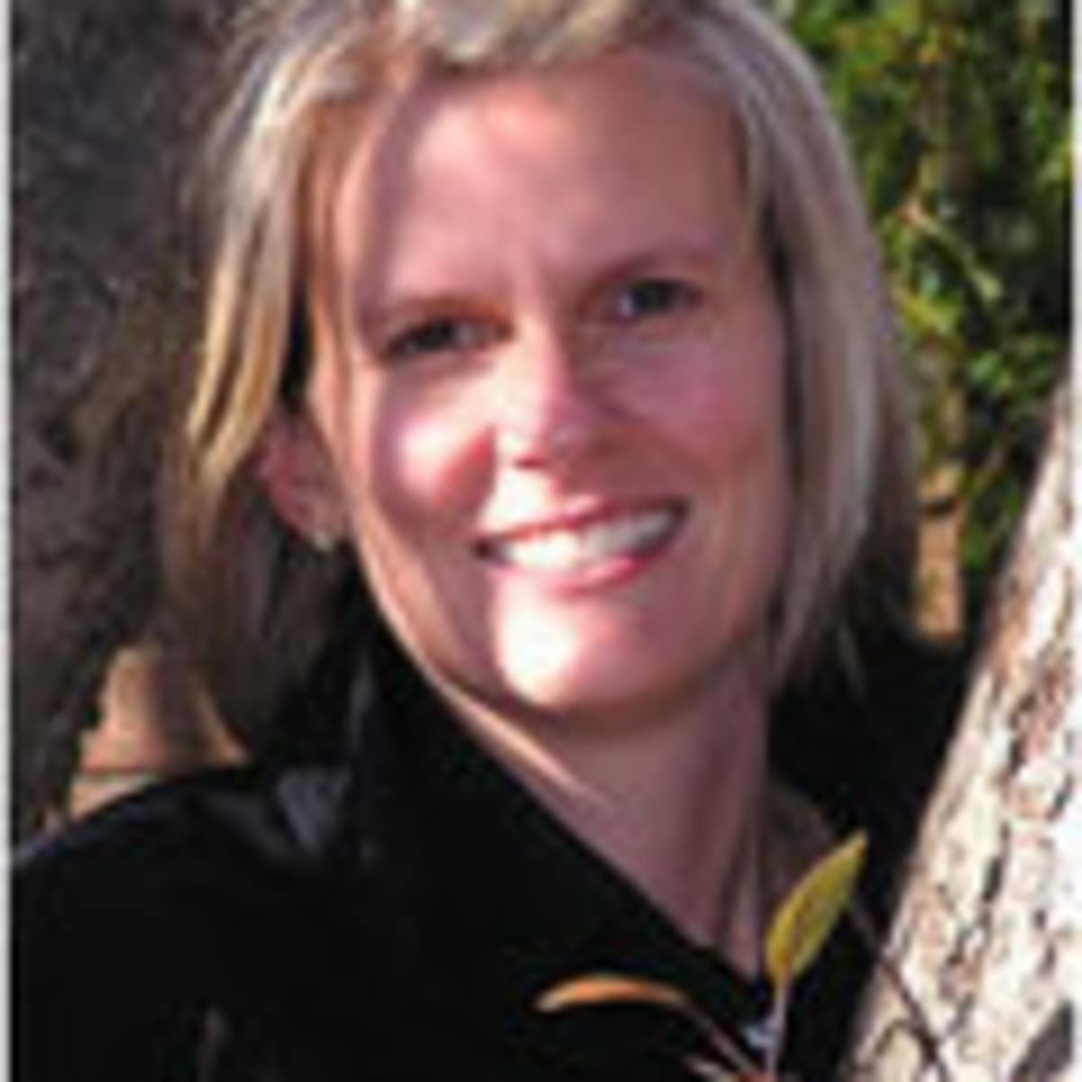 Dr. Lisa Knowles, DDS Jackson, MI General Dentist