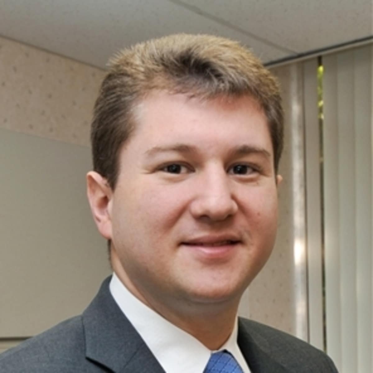 Dr. Michael Levine, MD New Hyde Park, NY Cardiovascular Disease