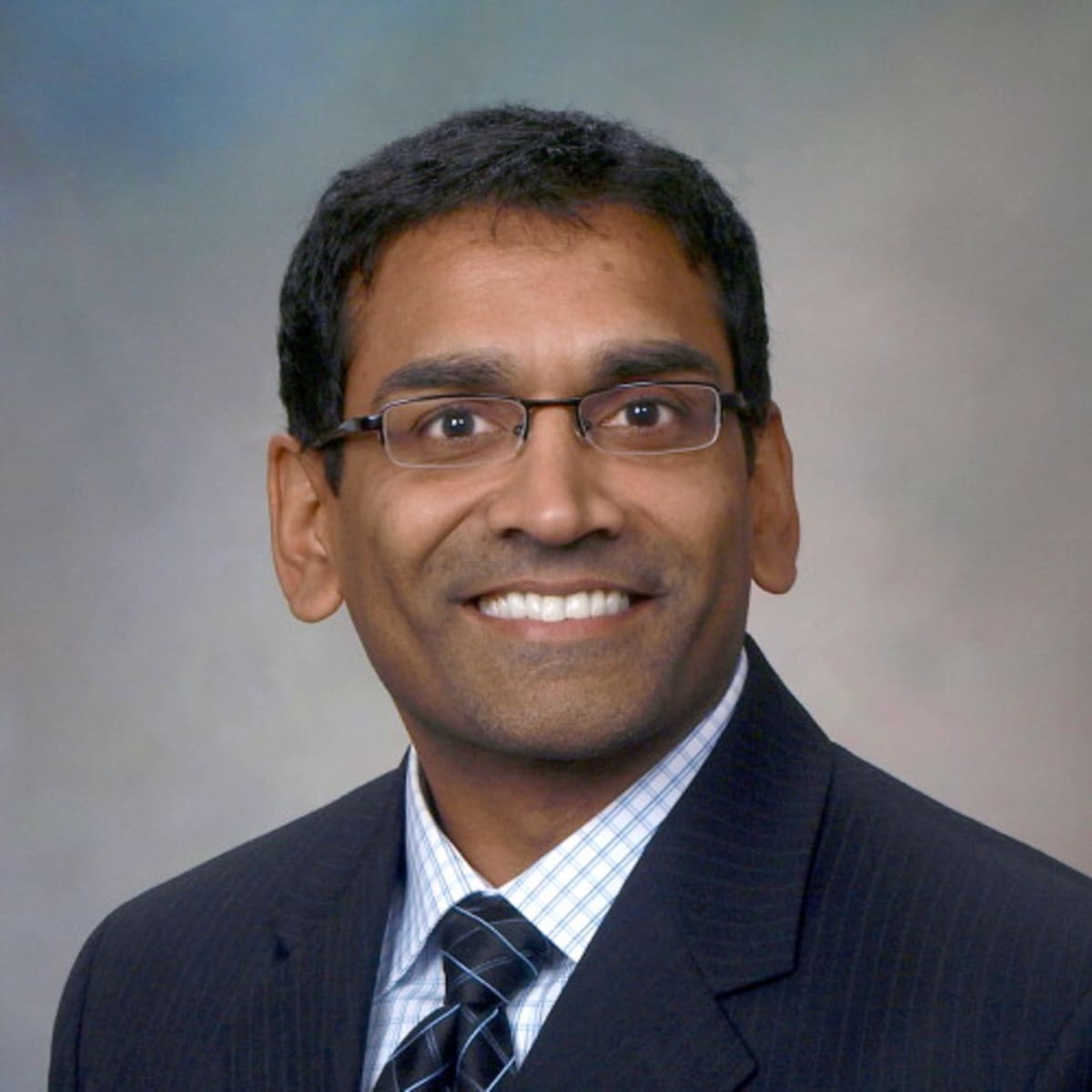 Dr. Bhavesh Patel, MD | Phoenix, AZ | Critical Care Practitioner