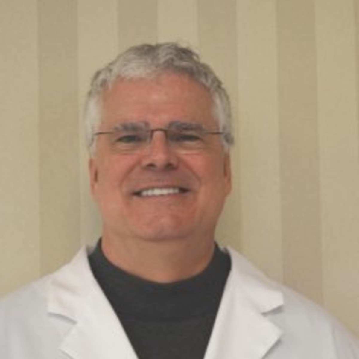 Dr. Paul Warren, MD Milwaukee, WI Nephrologist