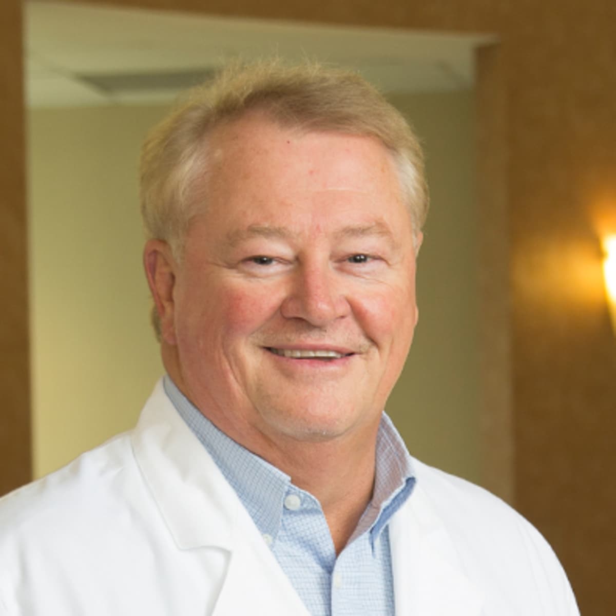 Dr. Ross Kerns, MD | Powell, TN | Oncologist
