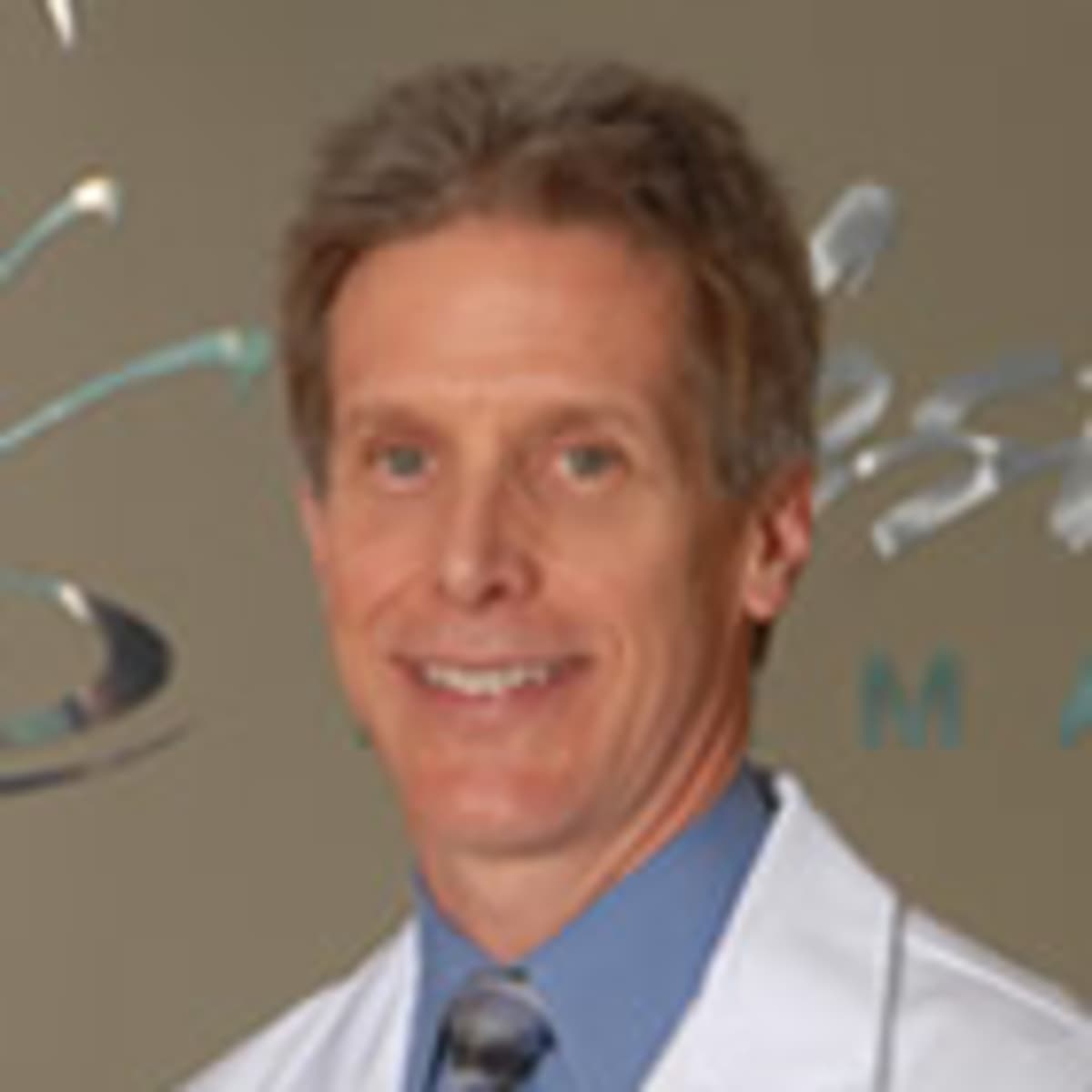 Dr. Wayne Breer, MD Chesterfield, MO Dermatologist