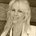 Dr. Carrie Jean Nichols, MD - Los Angeles, CA - Family Medicine, Emergency Medicine