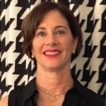 Eileen R Hoskin