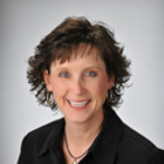 Dr. Marian R Walker, MD - Dubuque, IA - Optometry