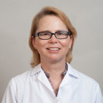 Dr. Ardis Ann Moe, MD - Van Nuys, CA - Infectious Disease, Internal Medicine
