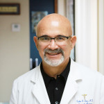 Dr. Carlos E Vaca, MD - MIAMI, FL - Critical Care Medicine, Internal Medicine