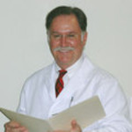 Dr. Robert D Strickland, DDS