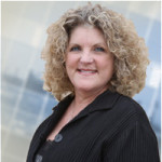 Barbara L Voss-Alvarez