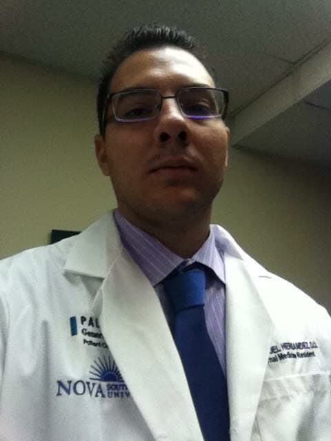 Dr. Emmanuel Hernandez, DO - Hialeah, FL - Internal Medicine, Hospital Medicine
