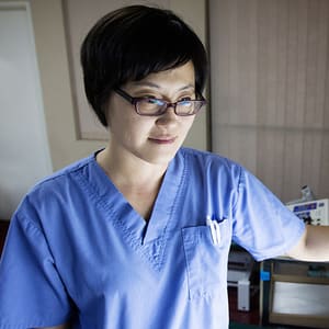 Dr. Kyung Yi Kang, DC - Los Angeles, CA - Chiropractor