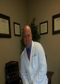 Dr. Graham Ward Kern, DC