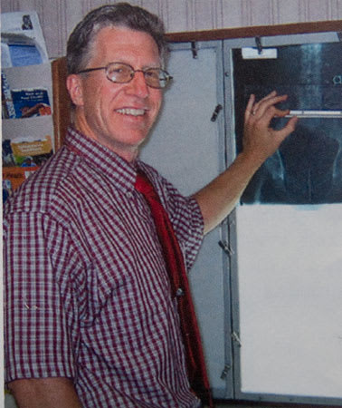 Dr. Charles E Newby, DC