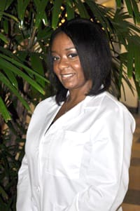 Dr. Emily L Arnold, DC - Cleveland, OH - Chiropractor