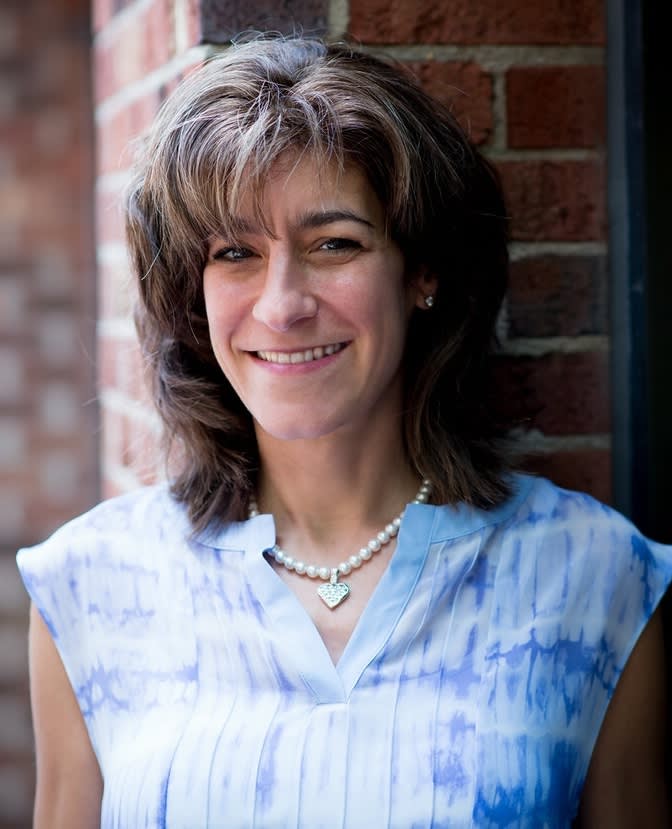 Dr. Suzi Robin Schulman, DC - Clifton, NJ - Chiropractor