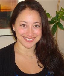 Dr. Alejandra Robles, DC