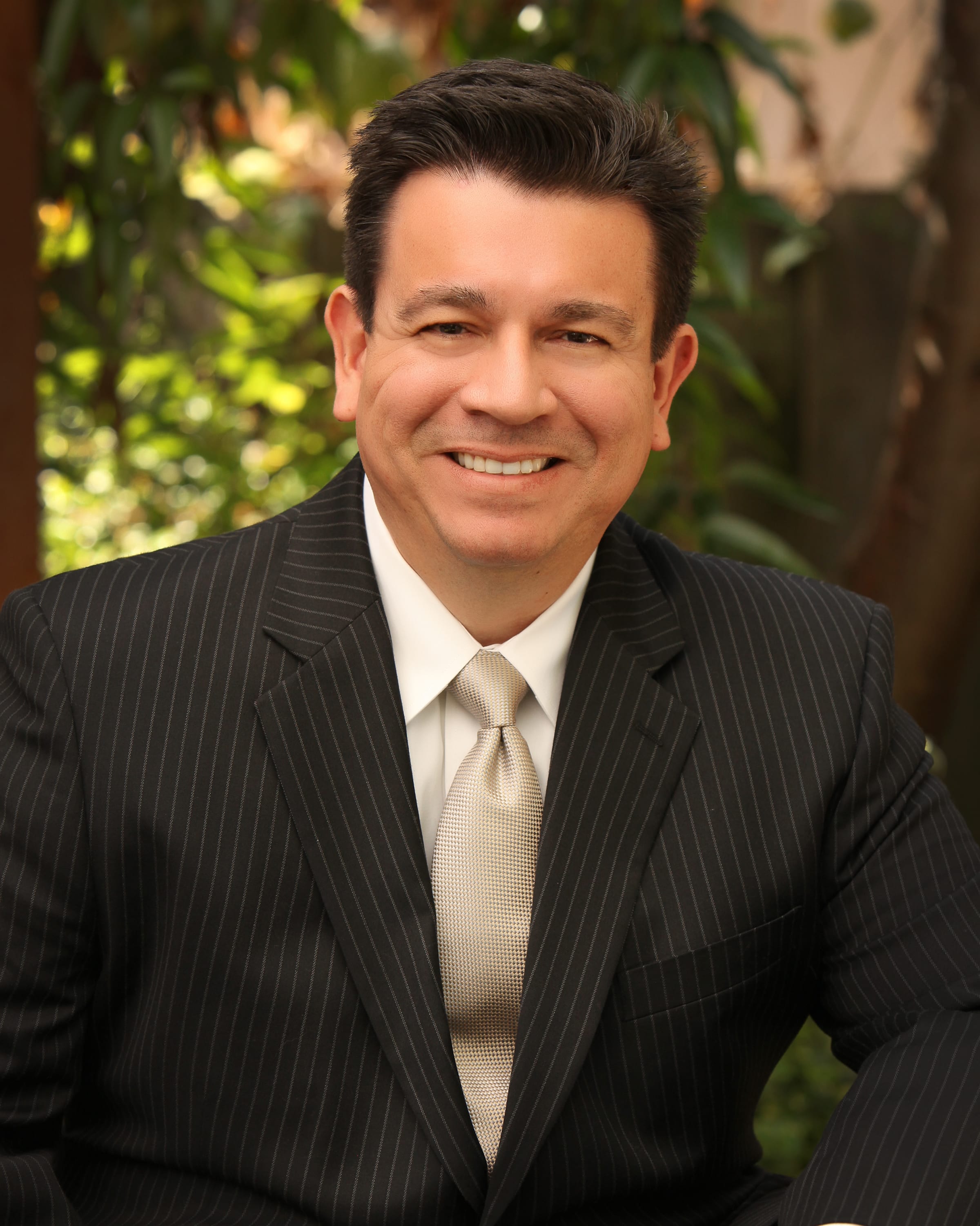 Dr. Julio C Cardona, DC - Beaverton, OR - Chiropractor