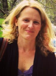 Dr. Charis Lindrooth, DC