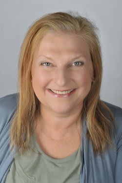 Dr. Eunice Marie Deane, DC - Chicago, IL - Chiropractor