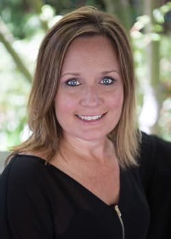 Dr. Kelly Michele Hall, DC - Danville, CA - Chiropractor