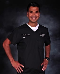 Dr. Oscar Posada, DC