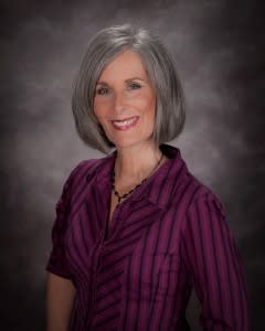 Dr. Jamie E Gutheil, DC - Roseville, CA - Chiropractor