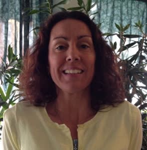 Dr. Leigh C Berry, DC