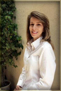 Dr. Jennifer Cunha Botelho, DC - Los Angeles, CA - Chiropractor