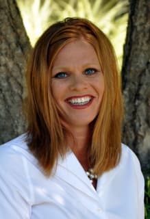 Dr. Kristina Clay, DC - O Fallon, MO - Chiropractor