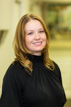 Dr. Amber Nicole Kingsley, DC - Modesto, CA - Chiropractor