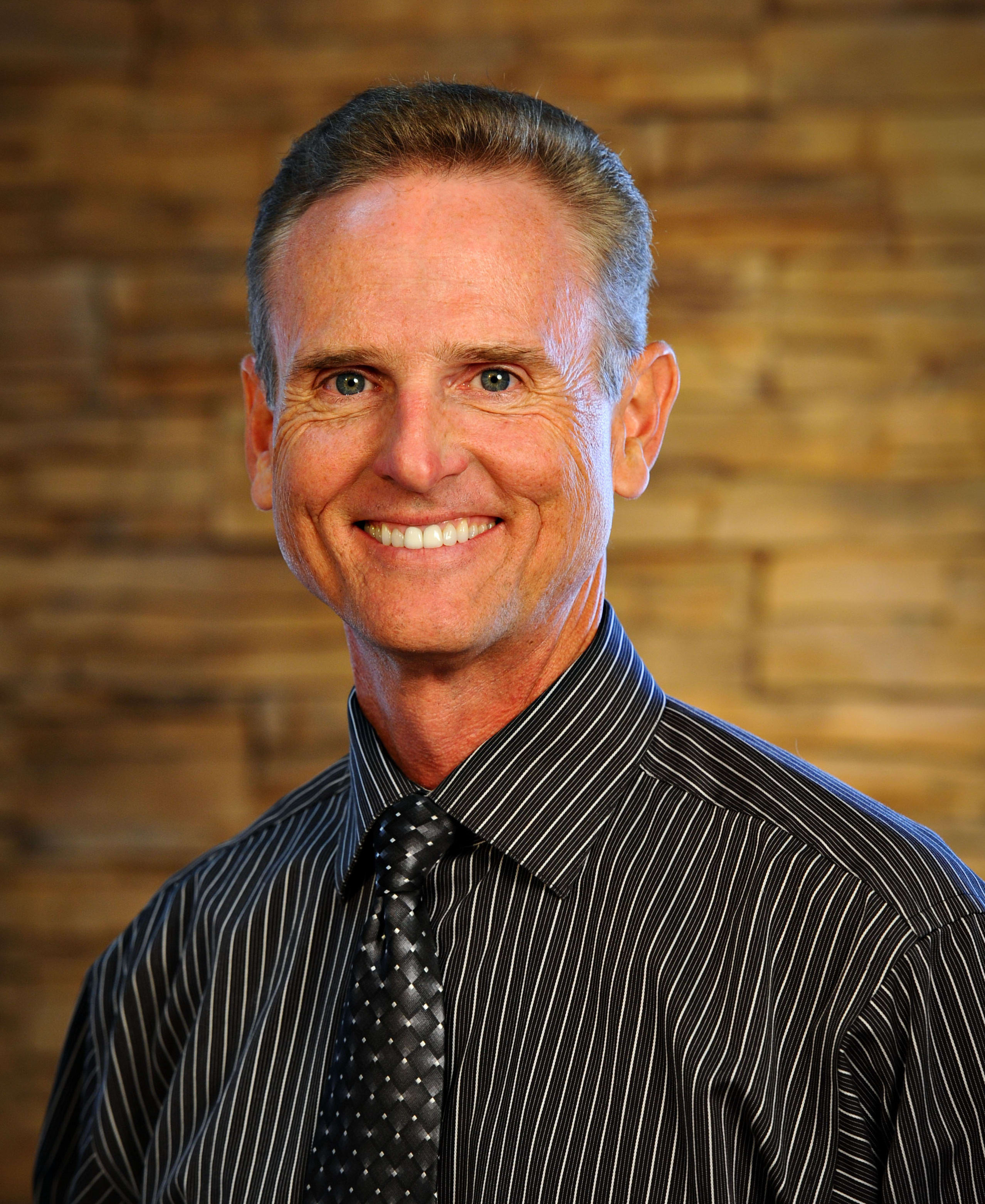 Dr. Quenton Nicholas Morley, DC - Phoenix, AZ - Chiropractor