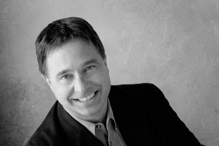 Dr. Robert M Pinto, DC