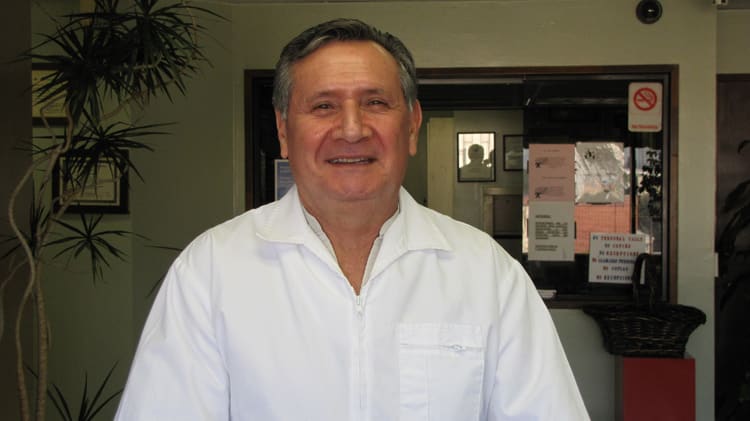 Dr. Gilberto Gomez, DC - Los Angeles, CA - Chiropractor