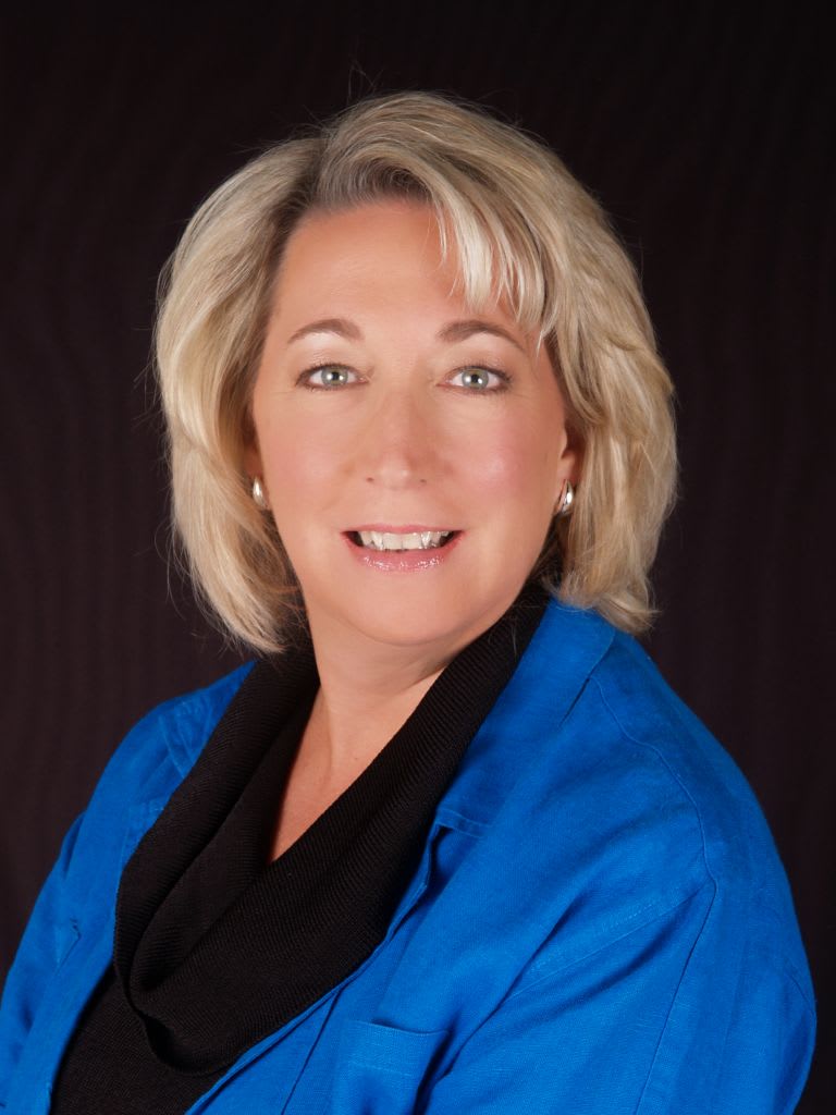 Dr. Jennifer Lynn Naas, DC - Minneapolis, MN - Chiropractor