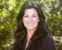 Dr. Nicole Marie Holden, DC - Austin, TX - Chiropractor