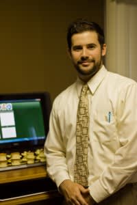 Dr. Eugene Mennow, DC