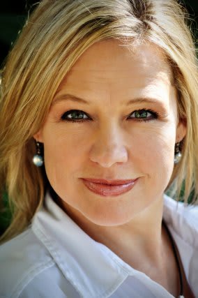 Dr. Hollee Jeanette Rhinehart, DC - Valley Center, CA - Chiropractor