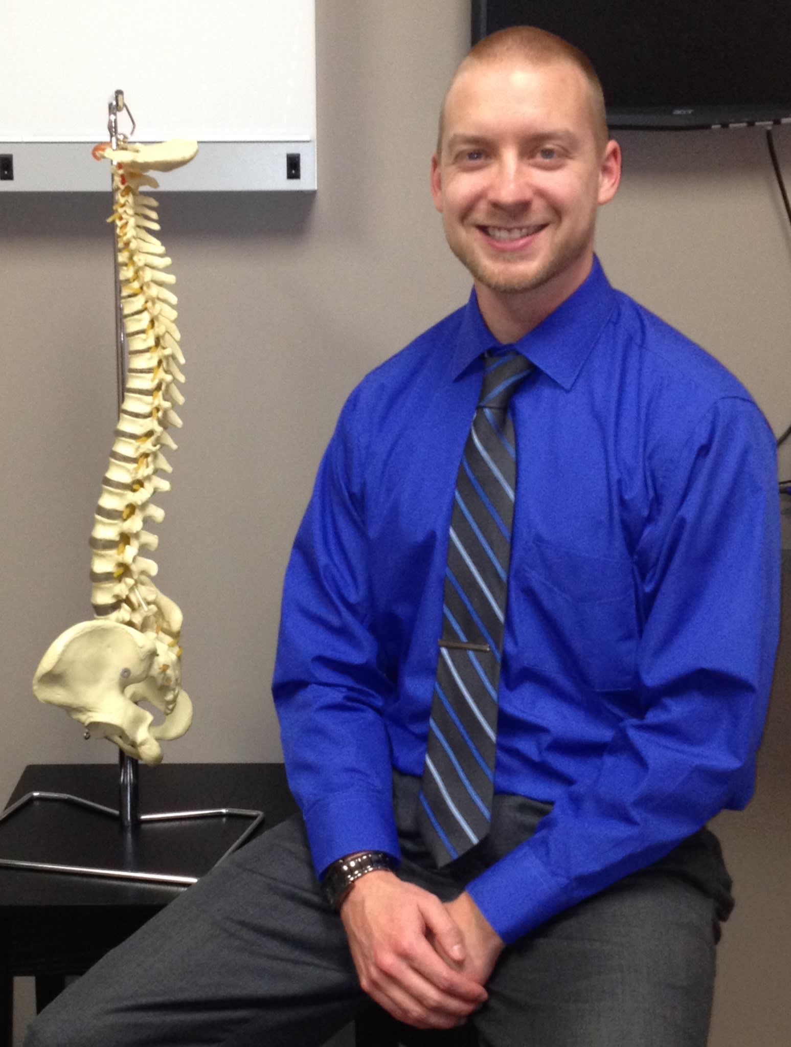 Dr. Aaron C Howe, DC - Lakeville, MN - Chiropractor