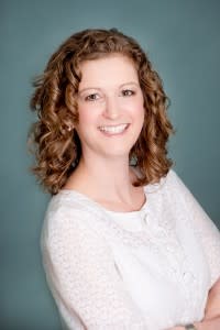 Dr. Angela L Graper, DC - Chanhassen, MN - Chiropractor