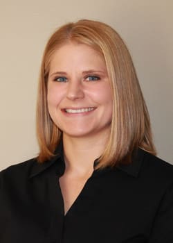 Dr. Kayla V Davis, DC - North Liberty, IA - Chiropractor