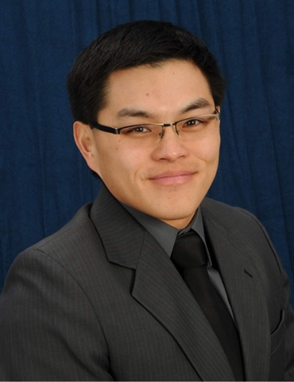 Dr. Yingsu Her, DC - Machesney Park, IL - Chiropractor