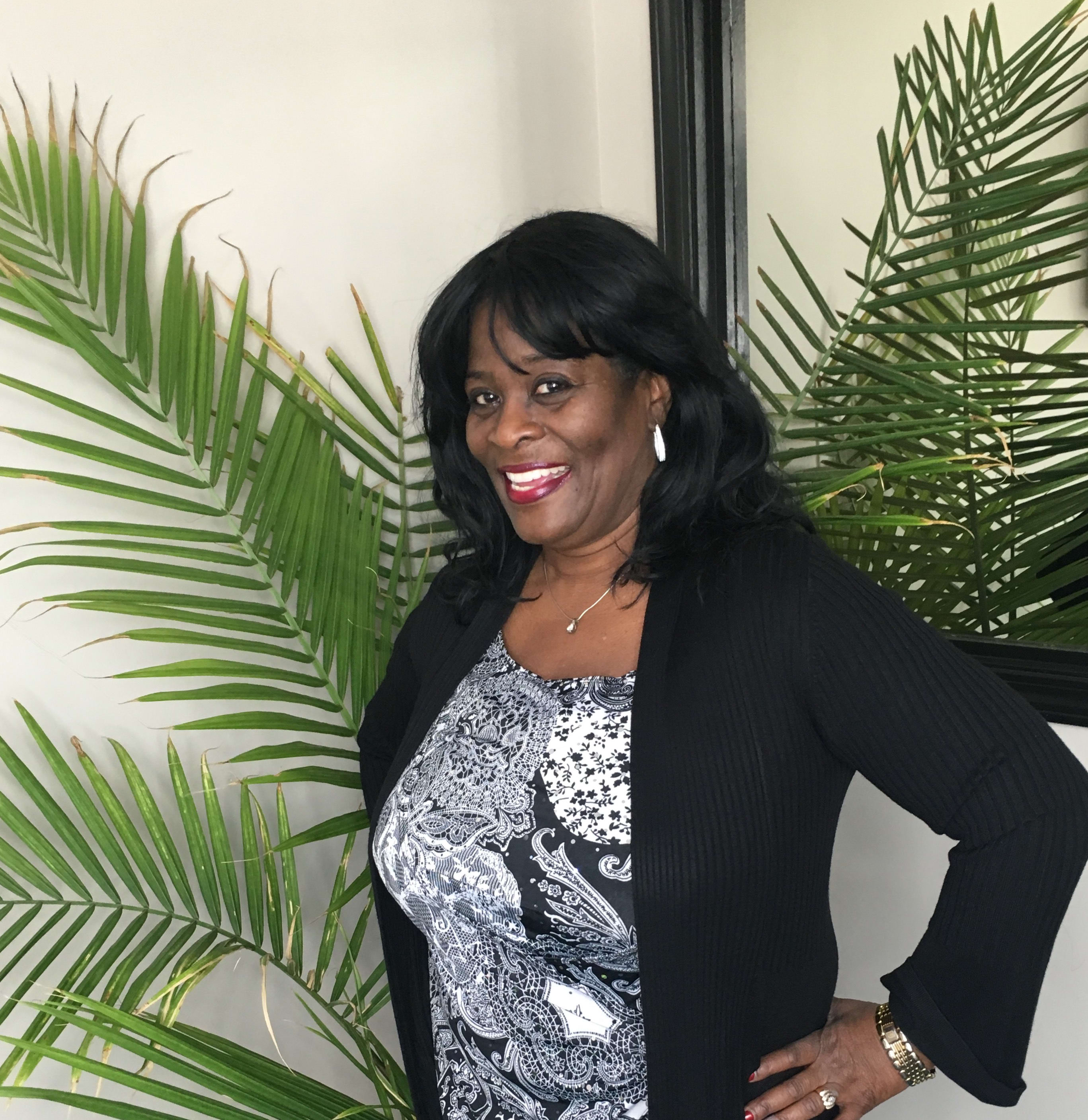 Dr. Zenobia L Sowell - CHICAGO, IL - Dentistry