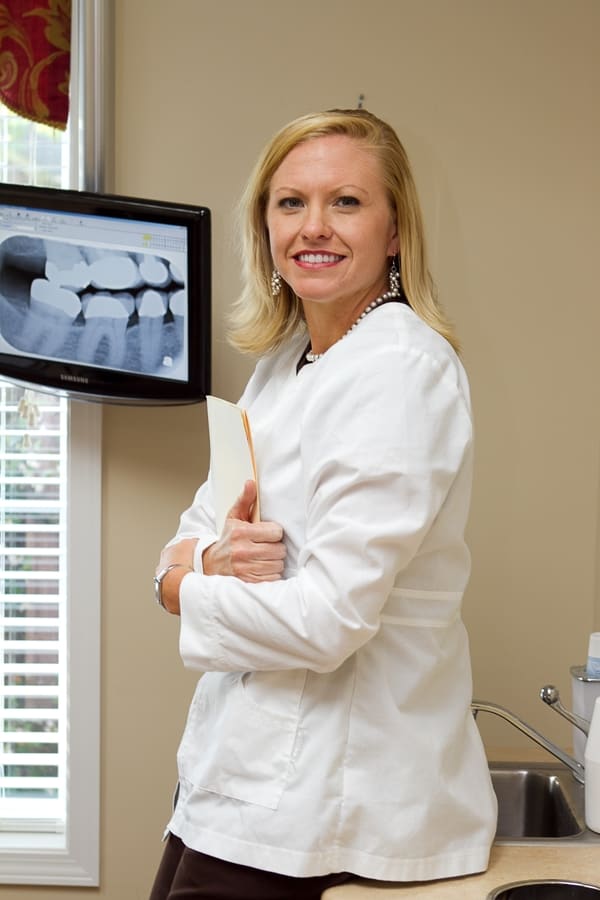 Dr. Kara Leigh Moore, DDS