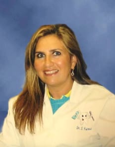 Dr. Samira Yunez, DDS - Oakbrook Terrace, IL - Dentistry