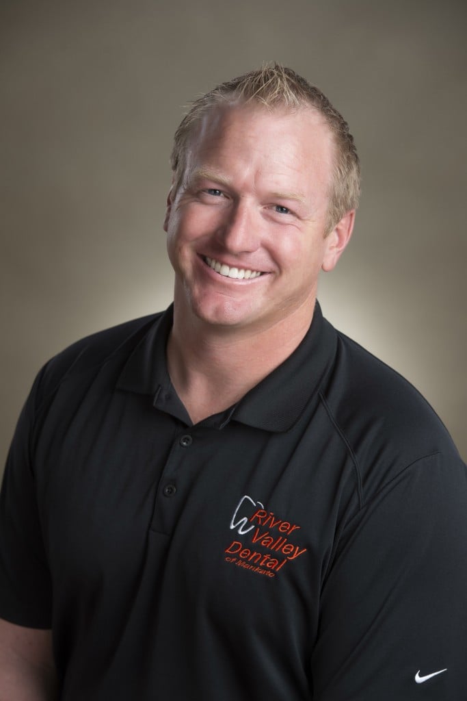 Dr. Tom L Pooley, DDS - Mankato, MN - Dentistry