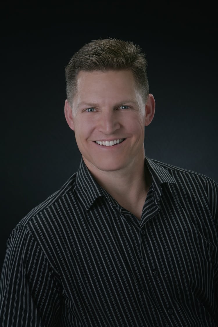 Dr. Darren Earl Saint UT