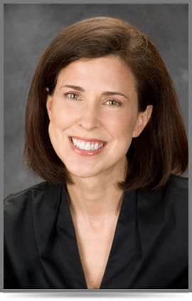 Dr. Lisa M Skutak - Rothschild, WI - Dentistry