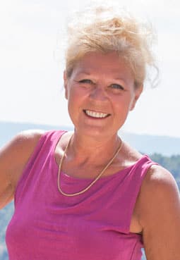 Dr. Karen D Spitzer