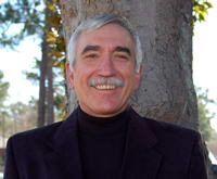 Dr. Ralph M Hennessee