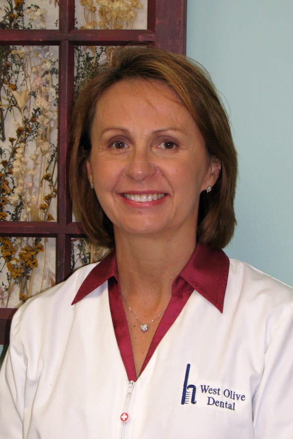 Dr. Lori Kay Holcomb, DDS - Saint Louis, MO - Dentistry